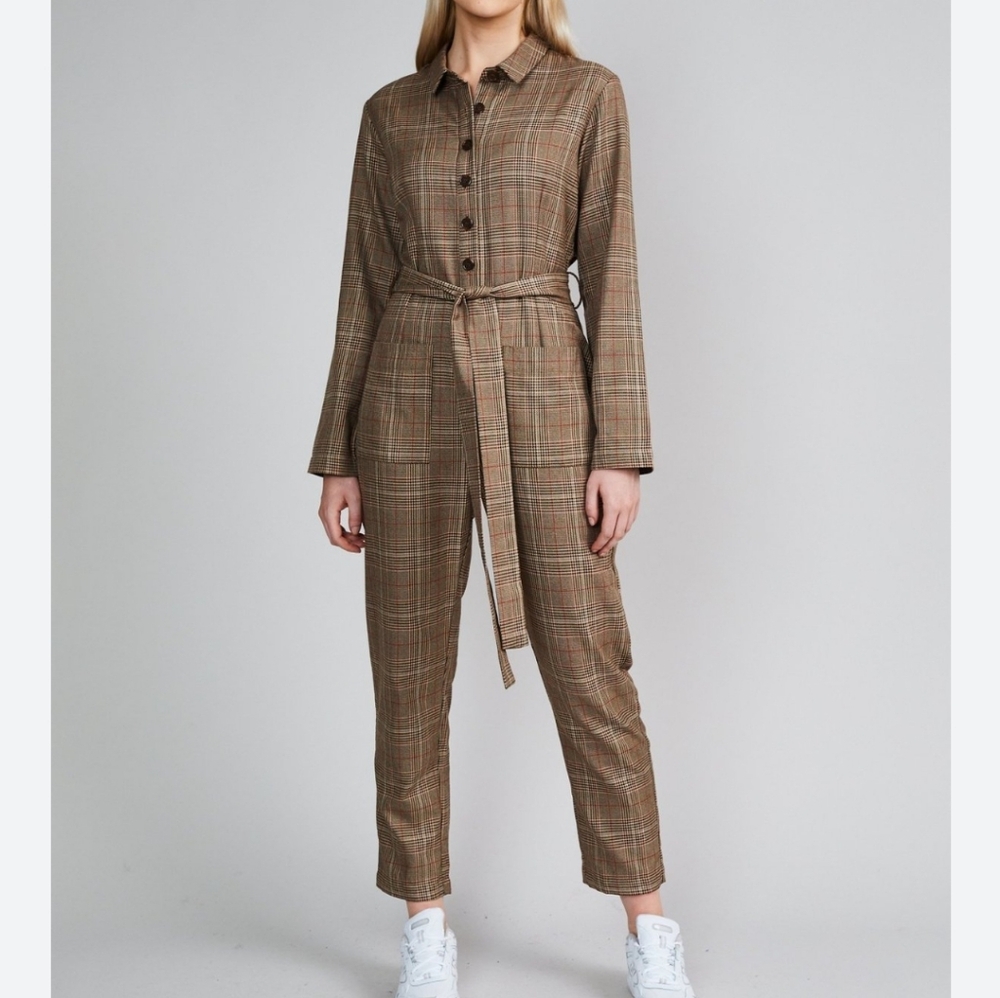 Native youth jumpsuit sz med